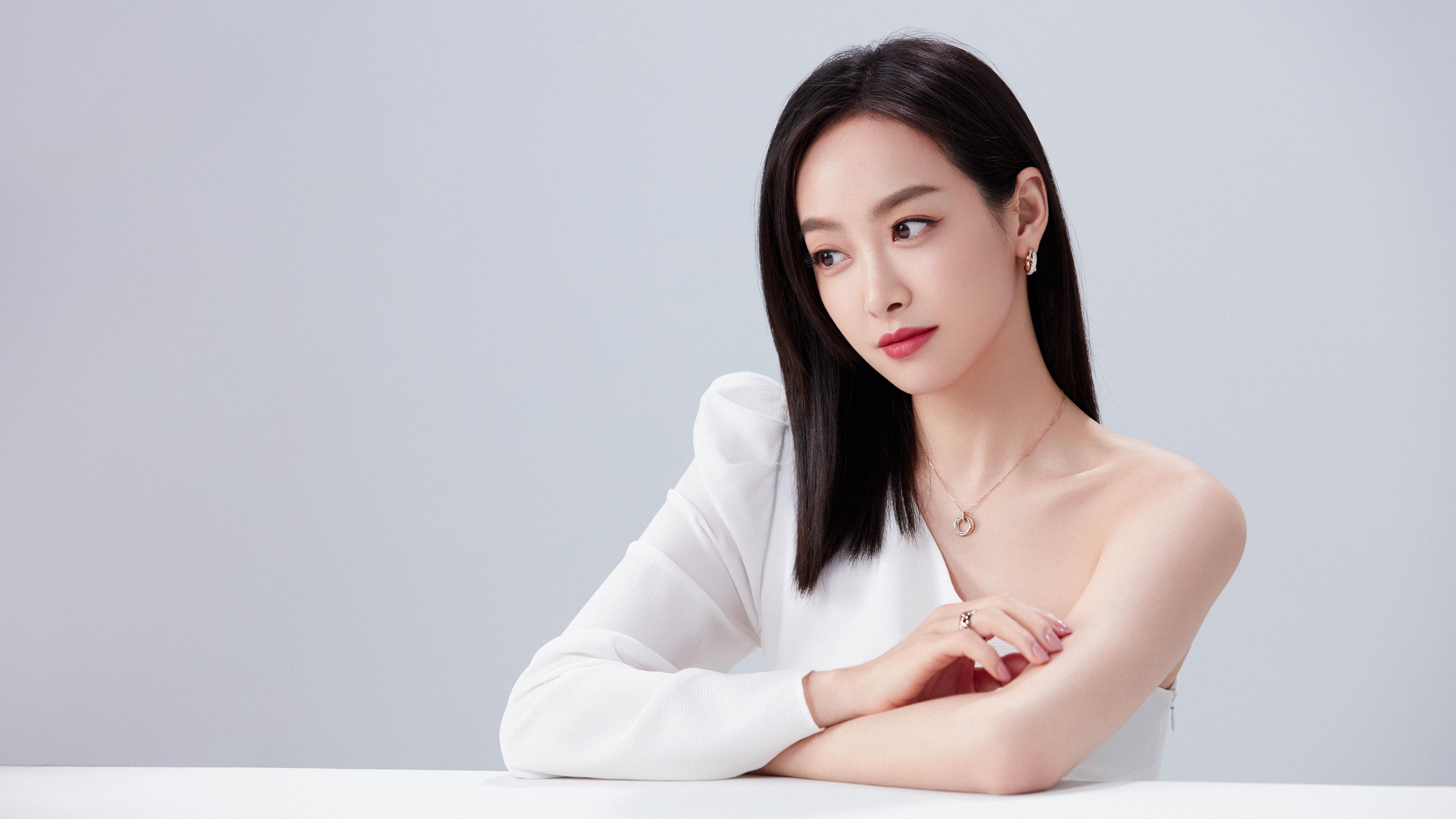 爱游戏体育-全球电竞巡回赛多国战队焕发新活力，精彩不断，全球电竞总决赛