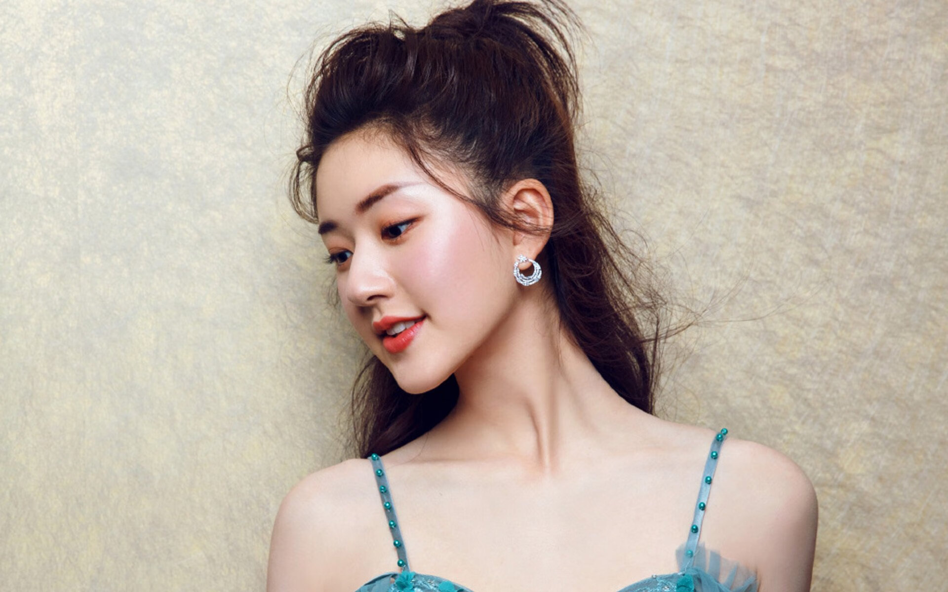 莱斯特城客场逆转,比赛精彩异常,莱斯特城近况