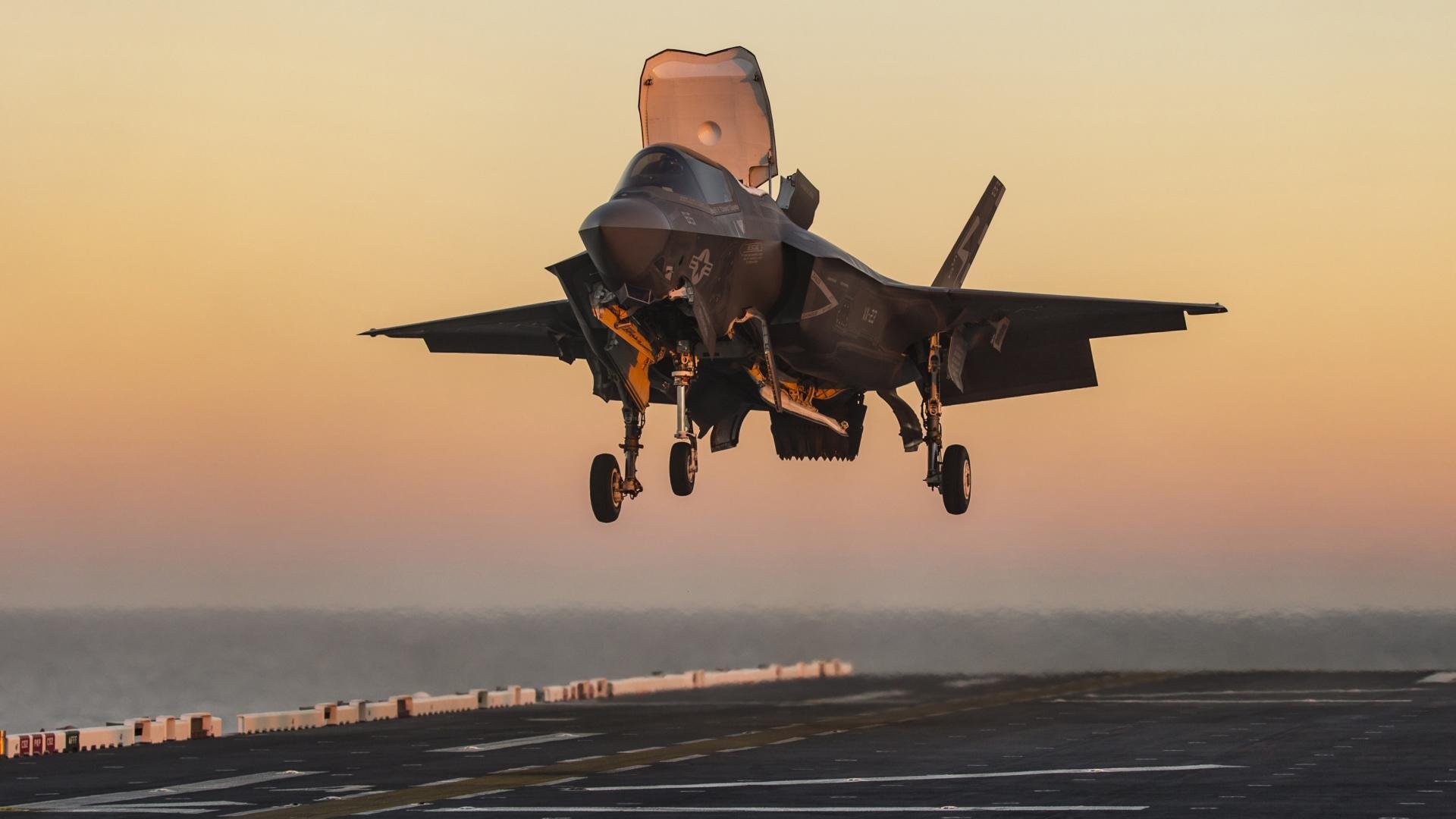 爱游戏娱乐-蓝猫逆转切尔西，完成大逆转好票房竞技，主教练大赞球员表现